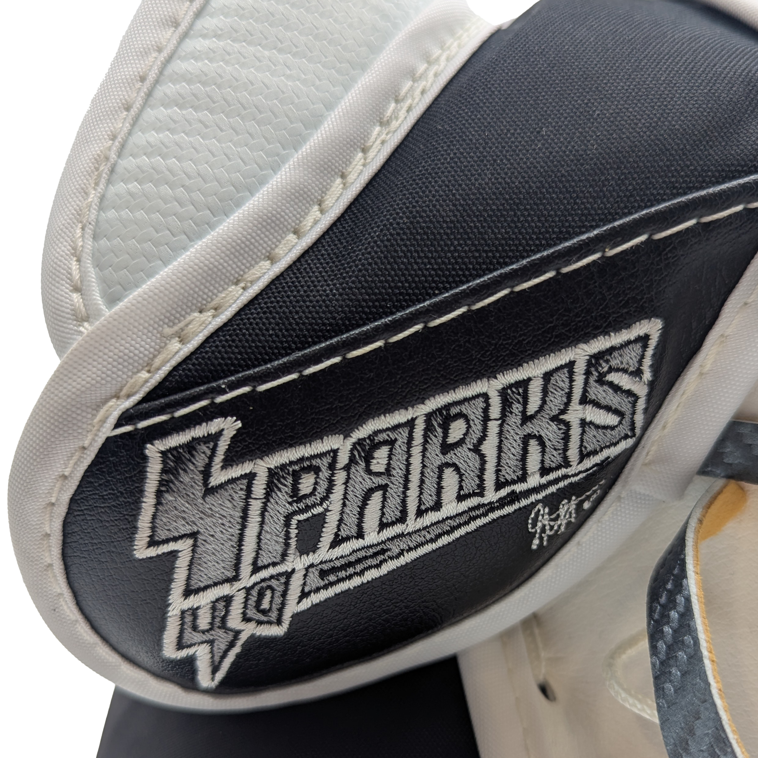 Brian's Custom - AHL Pro Stock Goalie Trapper (Blanc/Noir/Argent)